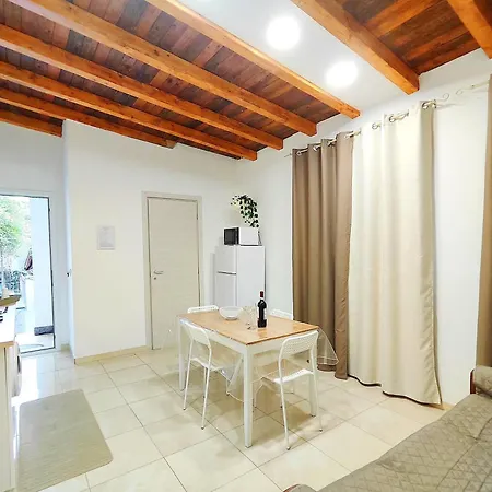 Dreams's House * Κατάνια